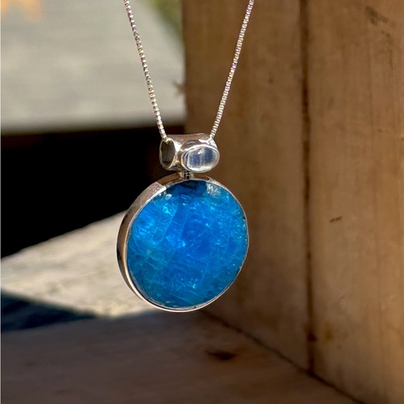 Apatite & Moonstone Necklace - Picture 2 of 14